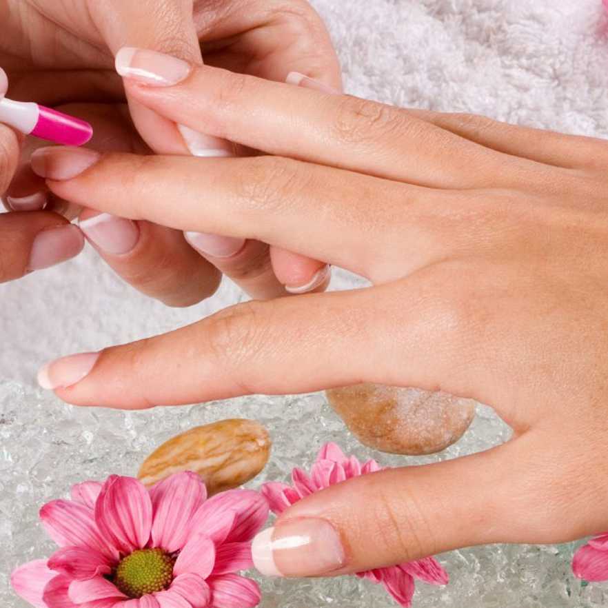 Luxe manicure